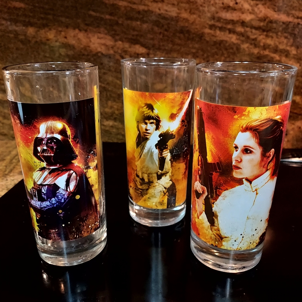 Star Wars Collectors Glasses set of 3 2011 Lucasfilm LTD & TM.